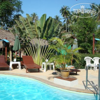 Tropical Garden Lounge Hotel & Resort
