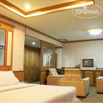 Tipchang Lampang Hotel 