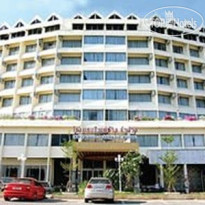 Tipchang Lampang Hotel Отель