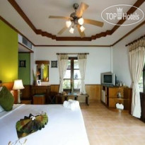 Salad Beach Resort