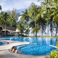 Outrigger Khao Lak Beach Resort 