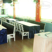 The Boss Grand Tower Hotel 