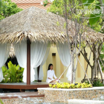 Centara Koh Chang Tropicana  Resort Poolside Cabana