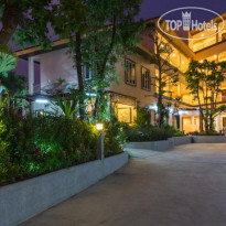 Baan Nam Poon 