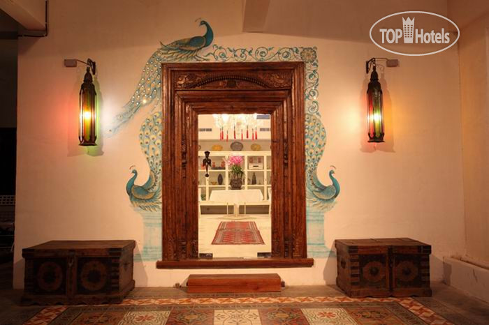 Новые добавленные фото туристов At Niman Chiang Mai 4*