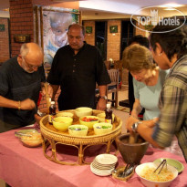 Phumanee Home Hotel 