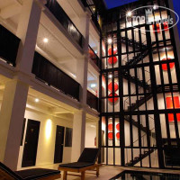 99 The Gallery Hotel 3*