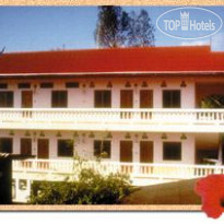 The Red Hibicus Guest House 