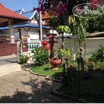 Lek Guesthouse 