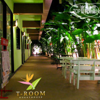 T-room Guest House Интерьер отеля