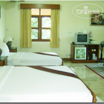 Golden Cupids Hotel 