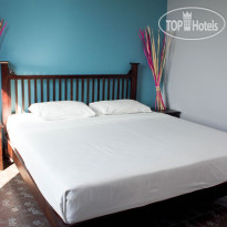 La-Mer Hostel