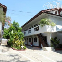 Baan Nukanong Guesthouse 