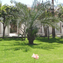 Rose Gardens Holiday Village Отель