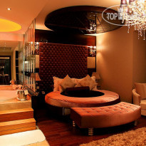 Cratos Premium Hotel & Casino - 6 Президентских сьюта
- спа