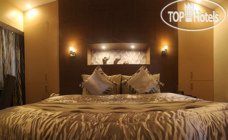 The Pinnacle Hotel and Suites
