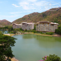 Pico de Loro Beach & Country Club 