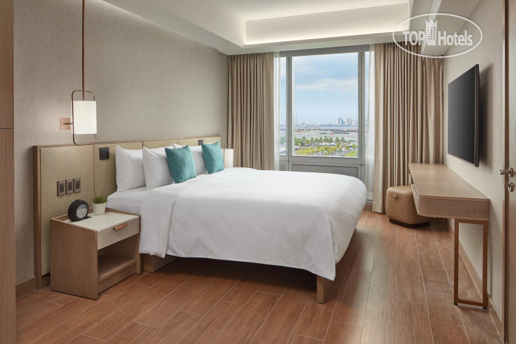 Lanson Place Mall Of Asia