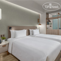 Lanson Place Mall Of Asia 