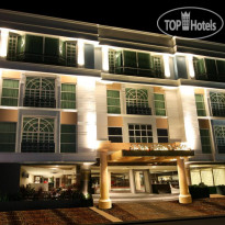 Crown Regency Hotel Makati 