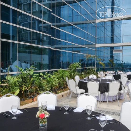 Savoy Hotel Mactan Newtown