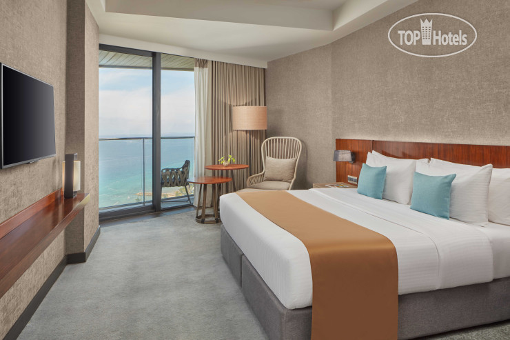 The Reef Island Resort Mactan