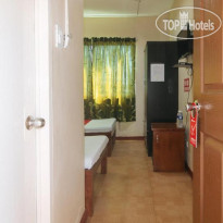 RedDoorz near Talisay District Hospital 