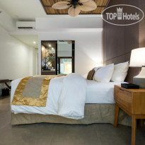 Ferra Hotel  