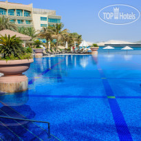 Al Raha Beach Hotel 