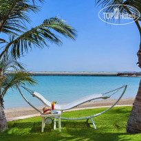 Al Raha Beach Hotel 