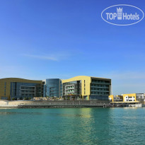 Royal M Hotel & Resort Abu Dhabi Hotel Building