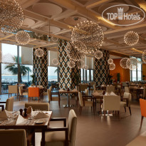 Royal M Hotel & Resort Abu Dhabi All Day Dining Restaurant