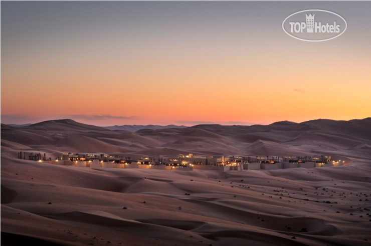 Фото Qasr Al Sarab Desert Resort by Anantara