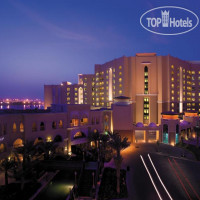 Traders Hotel Qaryat Al Beri 4*