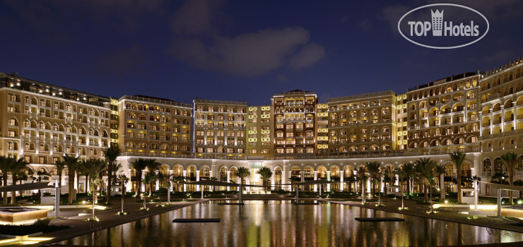 Фотографии отеля  The Ritz-Carlton Abu Dhabi, Grand Canal 5*