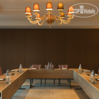 Ajman Saray A Luxury Collection Hotel & Resort Комната переговоров