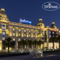 Radisson Blu Hotel Ajman 5*