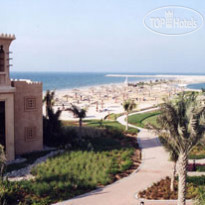 Hilton Al Hamra Beach & Golf Resort 