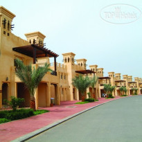 Al Hamra Village Golf and Beach Resort 