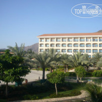 Fujairah Rotana Resort & Spa - Al Aqah Beach 