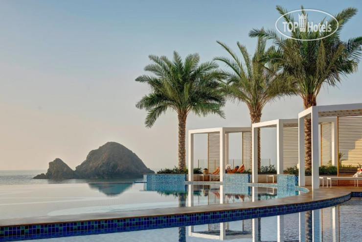 Royal M Al Aqah Beach Resort by Gewan