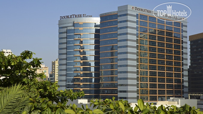 Фото DoubleTree by Hilton Hotel and Residences Dubai Al Barsha