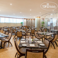 Howard Johnson Plaza by Wyndham Dubai Deira 