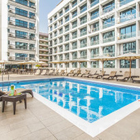 Golden Sands Hotel Apartments 