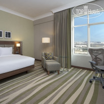 Hilton Garden Inn Dubai Al Muraqabat Номер