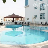 Hyatt Place Dubai Al Rigga Бассейн