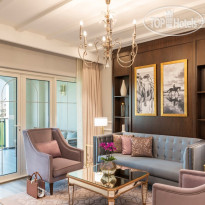 Al Habtoor Polo Resort & Club Executive Suite ( Living Room)