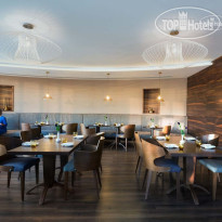 Radisson Blu Hotel, Dubai Waterfront