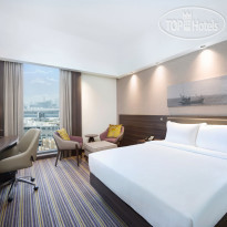 Hampton by Hilton Dubai Airport 