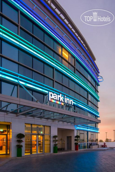 Фото Park Inn by Radisson Dubai Motor City